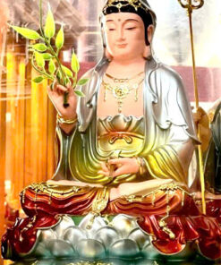 Tượng Phật Quan Âm ngồi tòa sen
